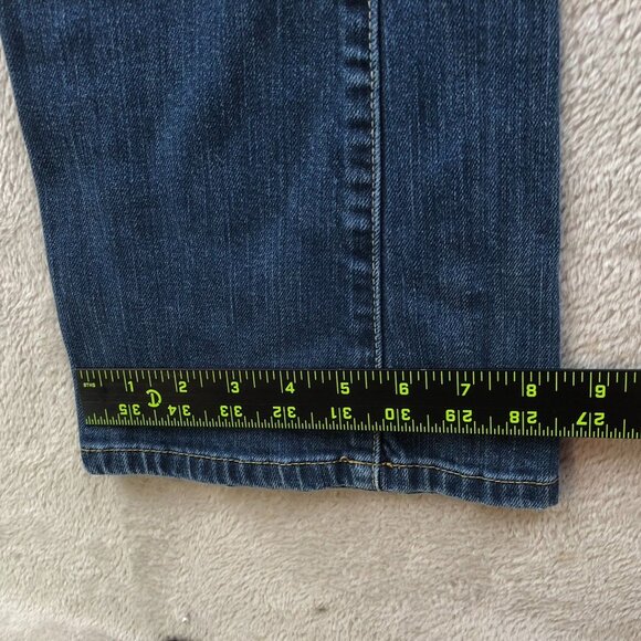 Aeropostale Womens Hailey Flare Jeans Size 5/6 Short Blue Denim Casual Classic - Picture 9 of 16